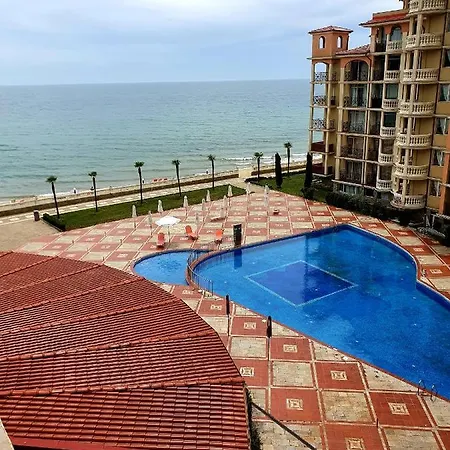 Elenite Private Apartments *