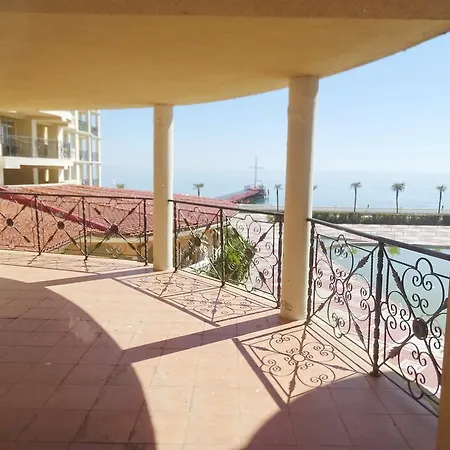 Апартамент Elenite Private Apartments Елените