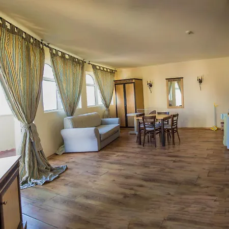 Elenite Private Apartments