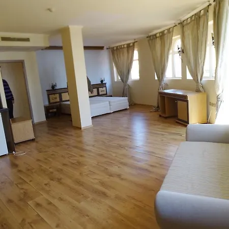 Apartament Elenite Private Apartments